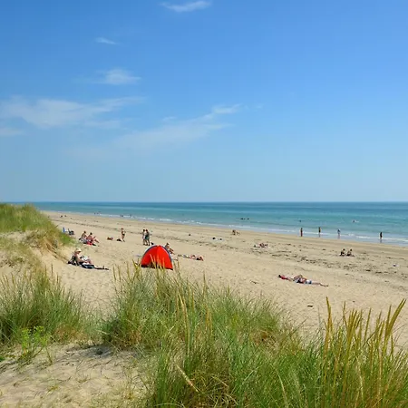 Embrun -residence La Dune Blanche -acces Piscine Port-Bail-sur-Mer